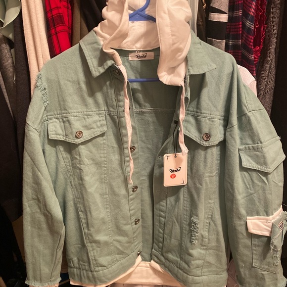 Jean jacket - Picture 2 of 3